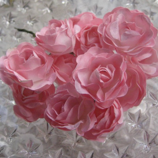 12 Paper Sweetheart Roses in Pink